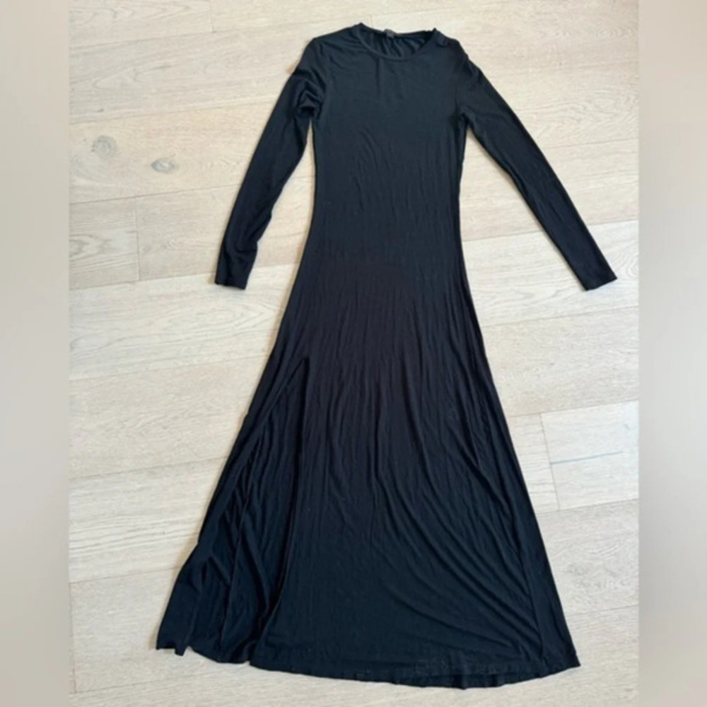 Trios long sleeve black dress scoop neck with slit size 0 - Picture 1 of 8